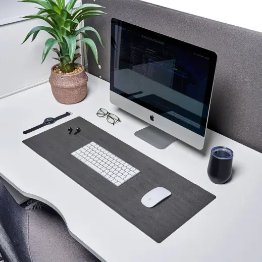 Oakridge Desk Mat Display